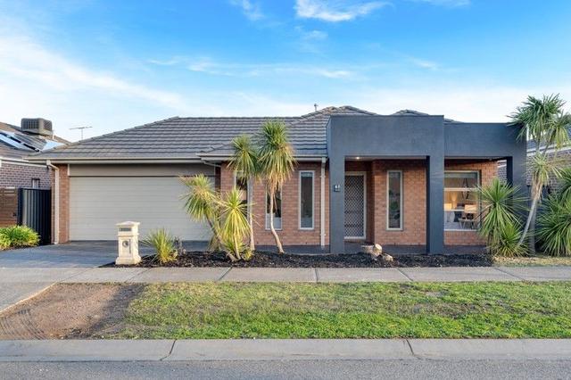 65 Northumberland Circuit, VIC 3064
