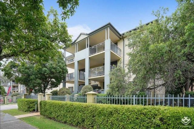 2/300 Sir Fred Schonell Drive, QLD 4067