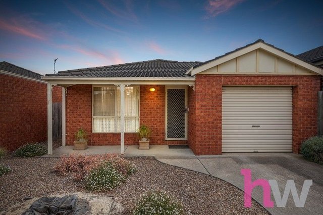 2/5 Carstairs Close, VIC 3216
