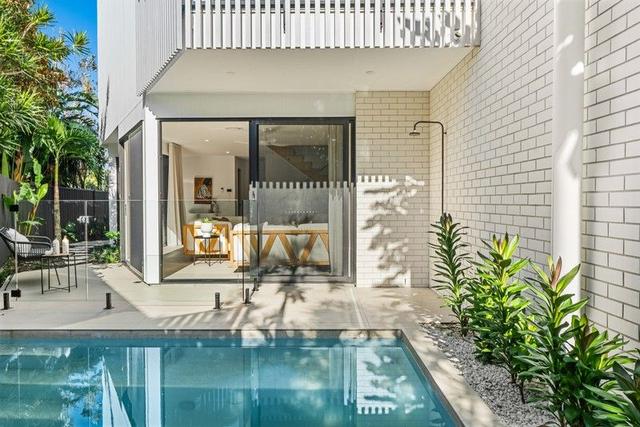 3/5 Molucca Avenue, QLD 4221