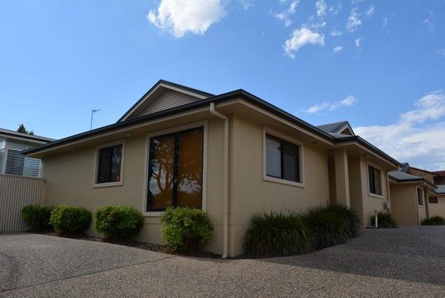 1/301B James Street, QLD 4350