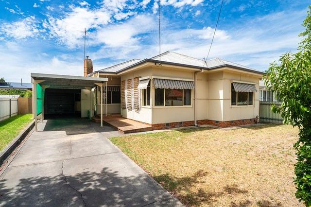 286 Kooba Street, NSW 2640