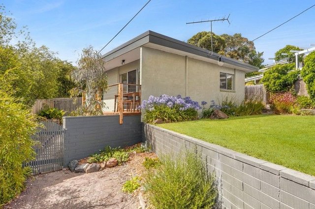 1/290 Scenic Road, VIC 3216