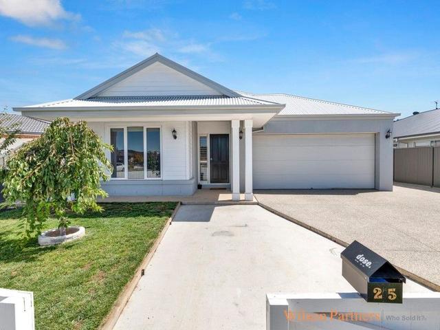 25 Madigan Road, VIC 3435