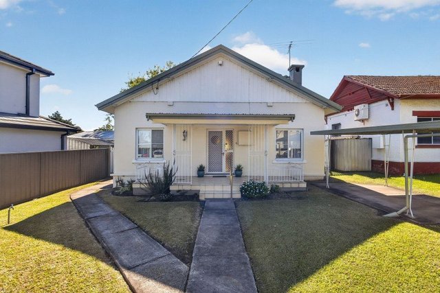 27 Bazentin Street, NSW 2191