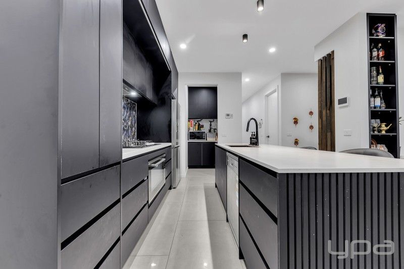 https://images.allhomes.com.au/property/photo/f424831b333a279197da6fa89dec6d4d_hd.jpg