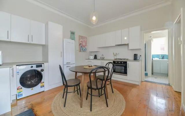 2/207 Hope Street, NSW 2795