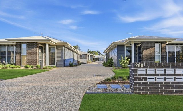 3, 6 or 10/200 Jellicoe Street, QLD 4350