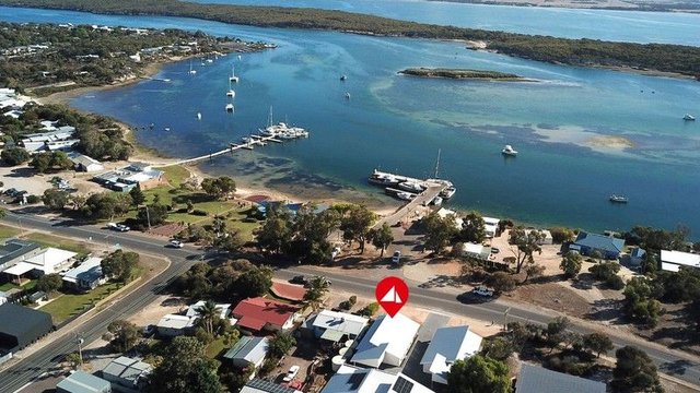 2/127 Esplanade, SA 5607