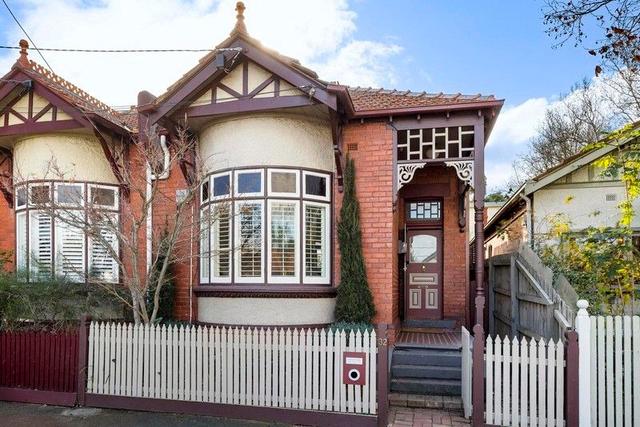 32 Godfrey Avenue, VIC 3183
