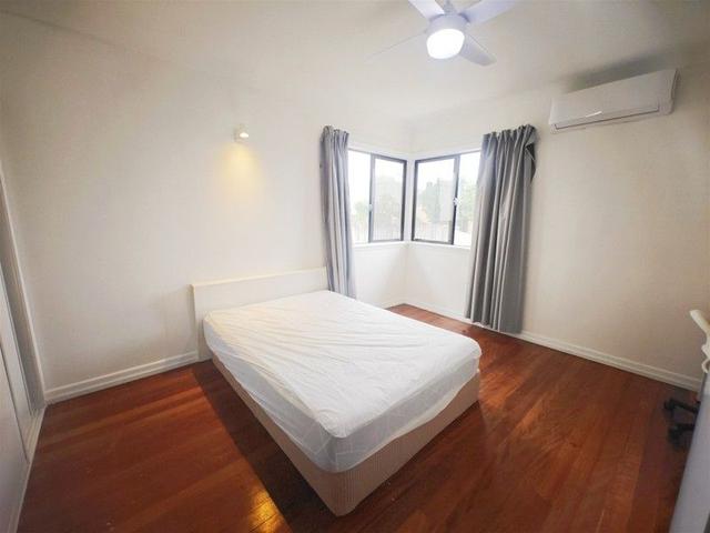 4 Everett Street, QLD 4122