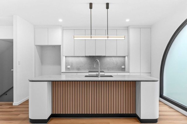 5/2-4 Waterford Court, QLD 4217