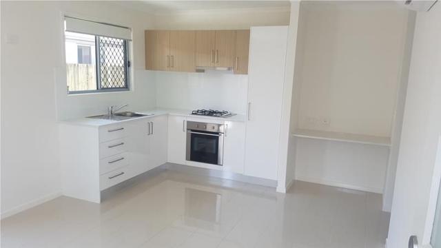 2/2 Honeybee Lane, QLD 4560
