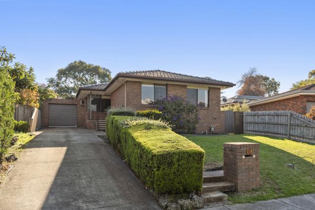 19 Harmsworth Avenue, VIC 3152