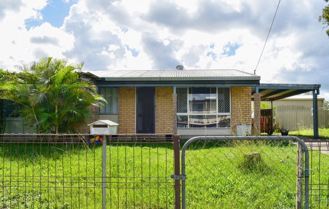 2 Parkland Court, QLD 4207