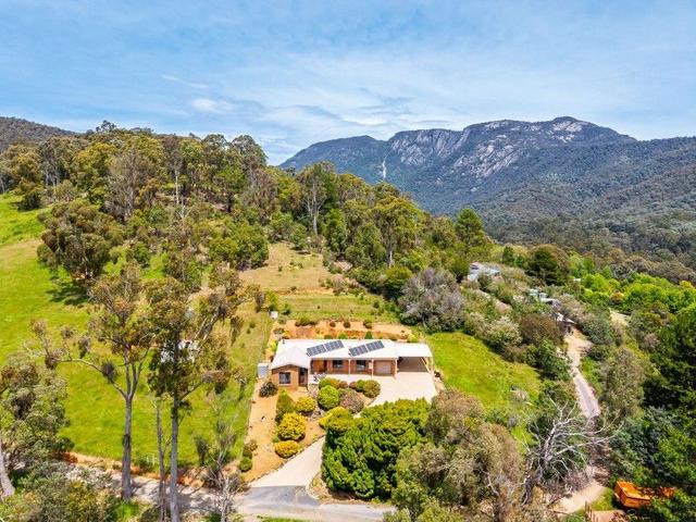 411 Mount Buffalo Road, VIC 3740