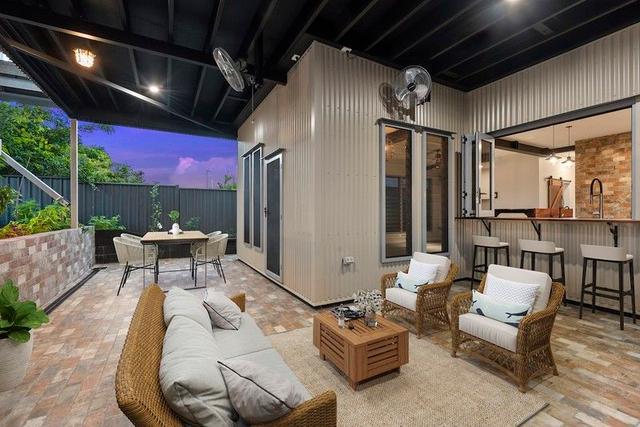 35 Mossgrove Street, QLD 4102