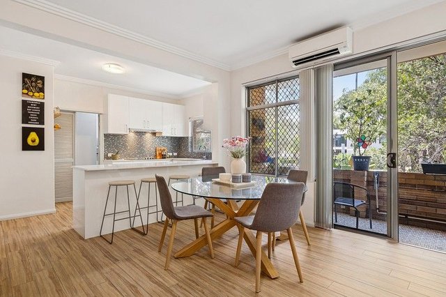 2/17-21 Harrow Road, NSW 2207