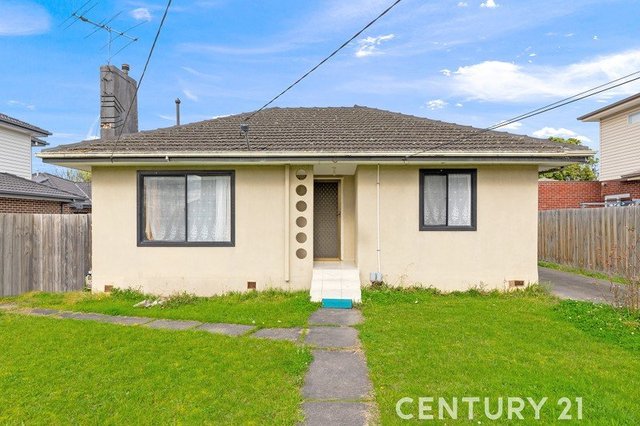 1/18 Hughes Crescent, VIC 3175