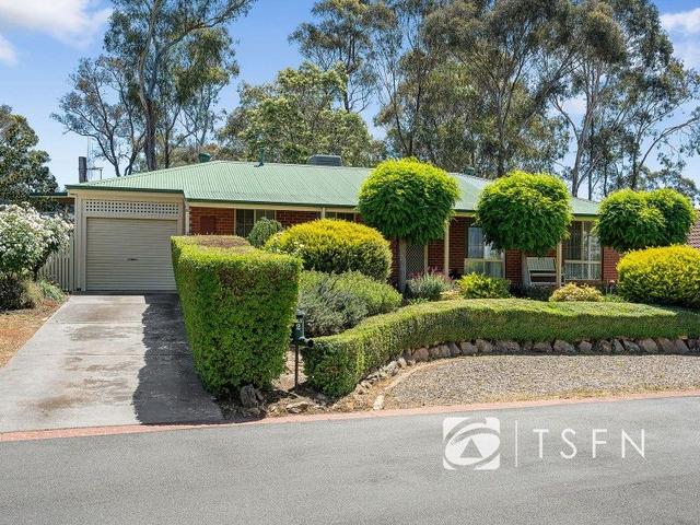 2 Aspin Gardens, VIC 3555