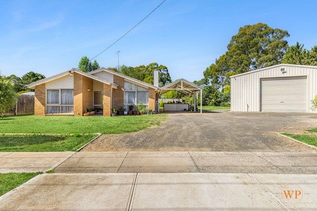 12 Robert Court, VIC 3658