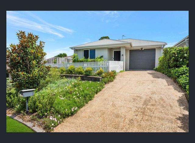 4 Isetta Court, QLD 4209