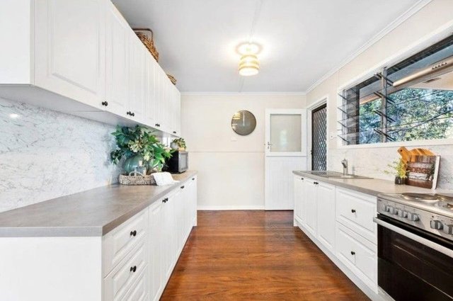 1/3 Killalan Street, QLD 4300