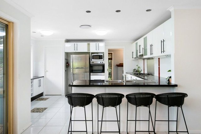 26 Cornwall Drive, QLD 4221