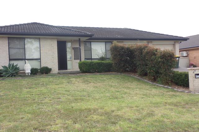 49 St James Crescent, NSW 2540