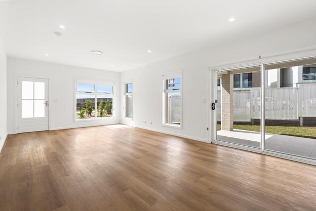 3A Saturn Crescent, NSW 2529