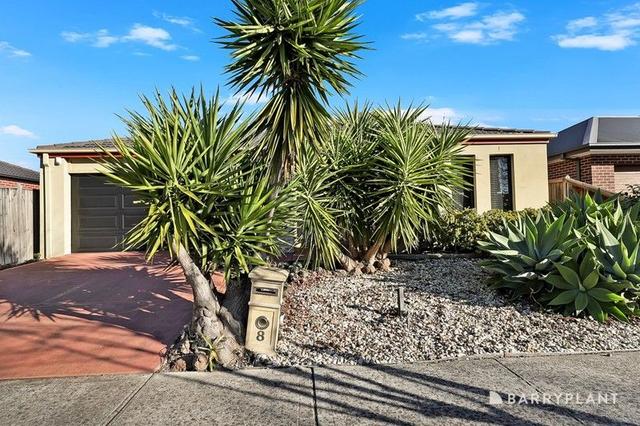 8 Clarence Way, VIC 3752