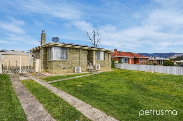 10 Henry Crescent, TAS 7140