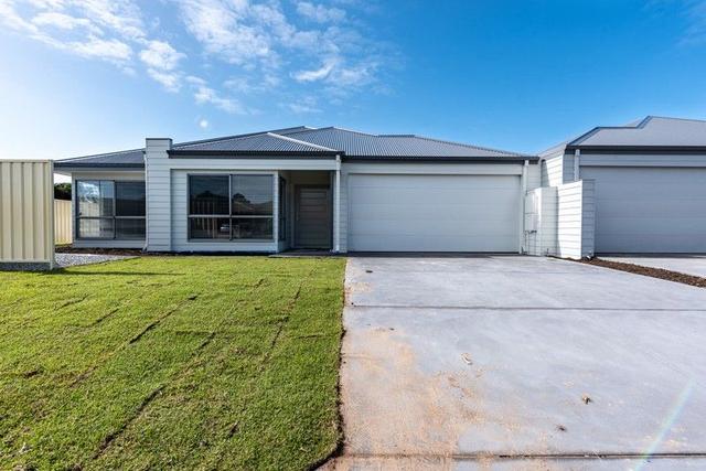 4B Narooma Close, WA 6169