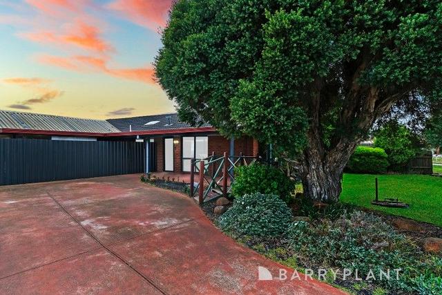 12 Lloyd  Court, VIC 3338