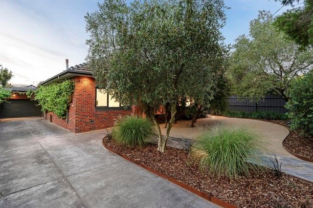 25 Fakenham Road, VIC 3147