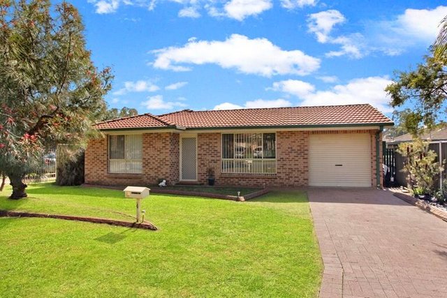 4 Jacana Way, NSW 2761