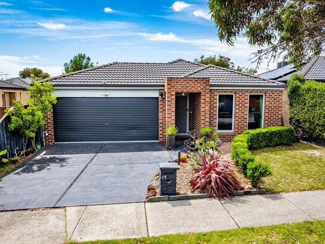 15 Valencia Circuit, VIC 3977