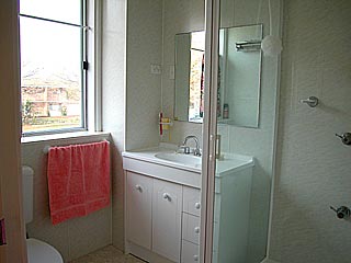 Bathroom (2003-05-29)