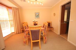 Dining room (2011-11-21)