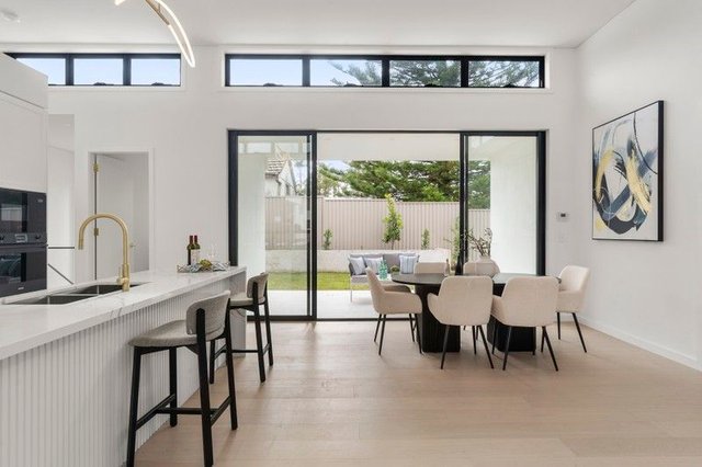 2/107 President Avenue, NSW 2229