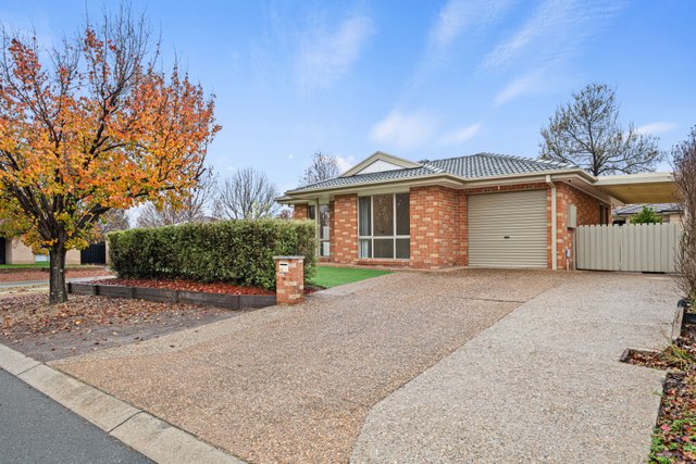 36 Bedourie Street, ACT 2615