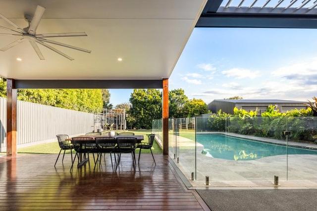 4 Clifford Street, QLD 4019