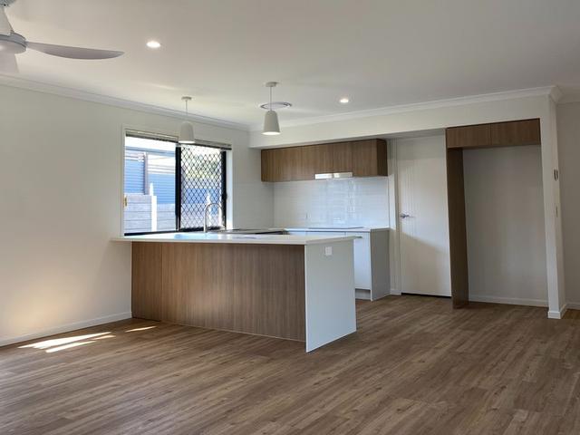 9 Golf Links Circle, QLD 4570