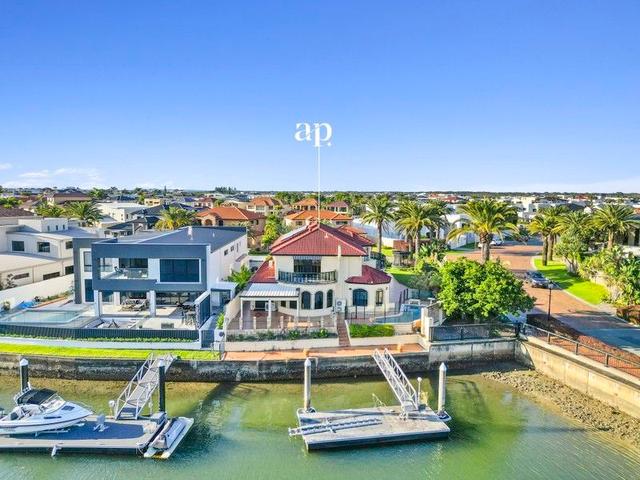 2 King James Court, QLD 4216