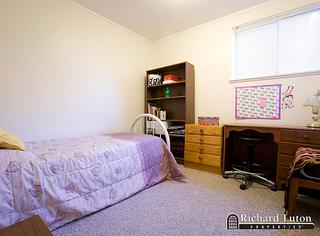 Bed 2 (2010-05-19)