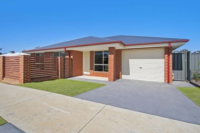 111 Stanton Drive, NSW 2640