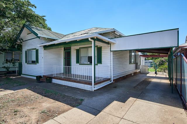 6 Salmon Street, NSW 2650