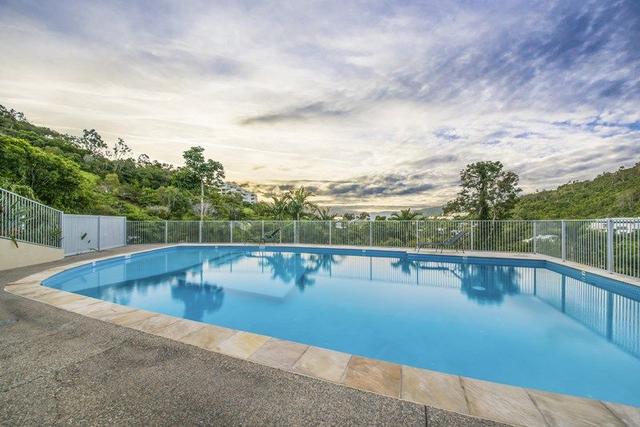 2/15 Flame Tree Court, QLD 4802