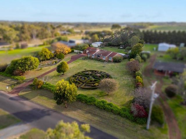10 Denhill Court, VIC 3305