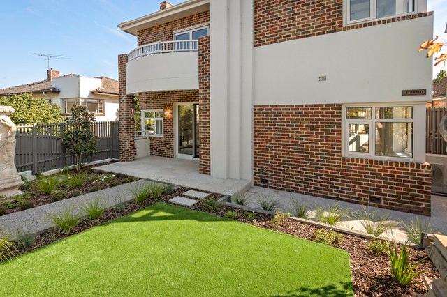 1/4 Hyton Crescent, VIC 3101